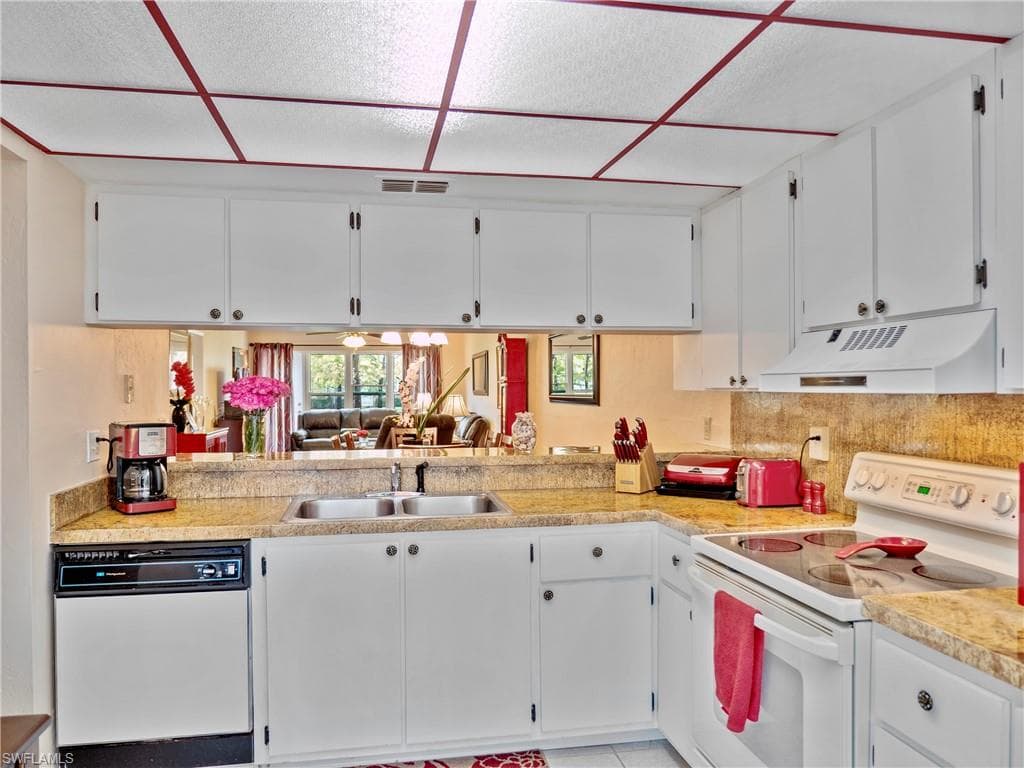 4180 Looking Glass Ln 4105, Naples, FL 34112-4