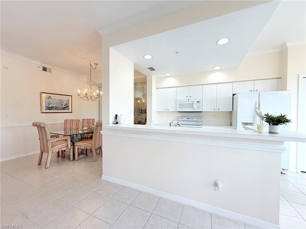 8555 Naples Heritage Dr 217, Naples, FL 34112-6