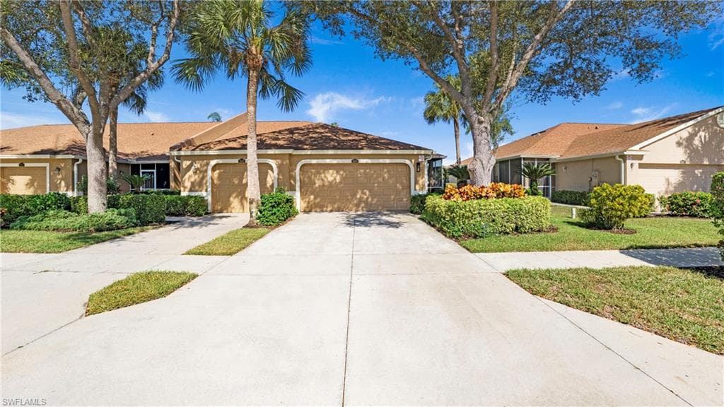 1685 Morning Sun Ln E24, Naples, FL 34119-2