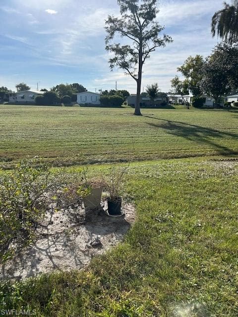 611 Charlemagne Blvd, Naples, FL 34112-21