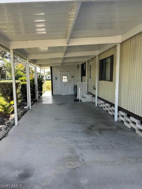 611 Charlemagne Blvd, Naples, FL 34112-2