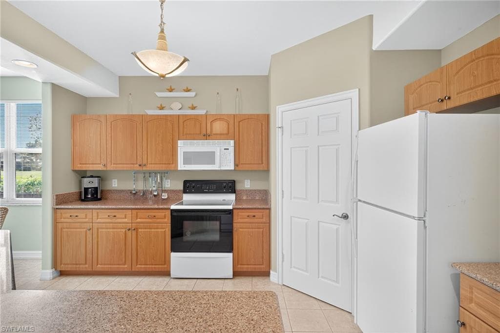 21731 Sound Way 102, Estero, FL 33928-11