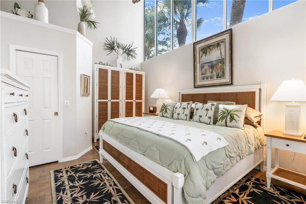 4112 Covey Run 2a, Naples, FL 34109-9