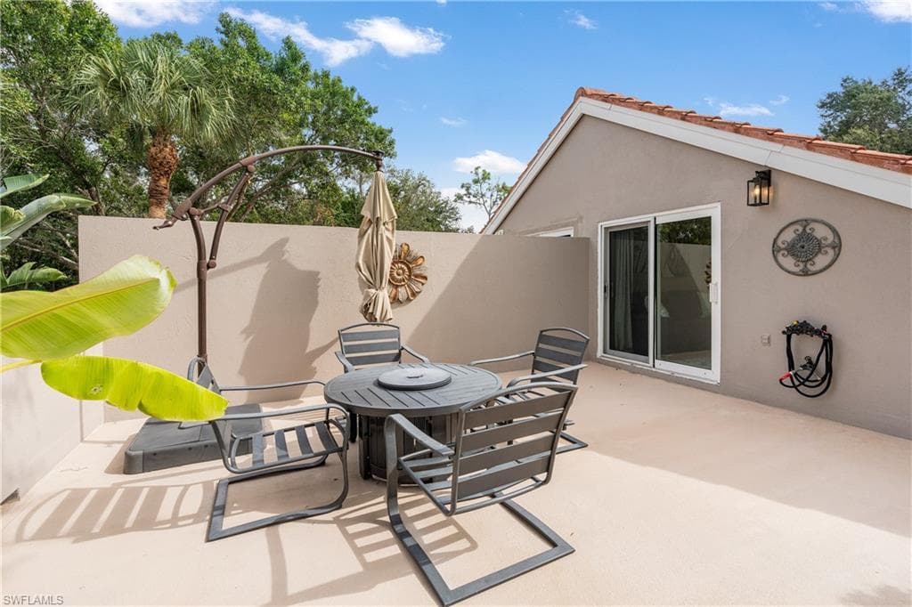 4112 Covey Run 2a, Naples, FL 34109-16