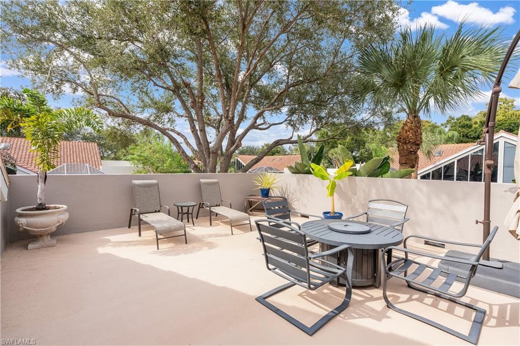 4112 Covey Run 2a, Naples, FL 34109-18