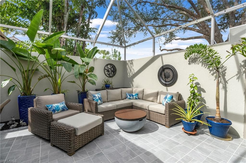 4112 Covey Run 2a, Naples, FL 34109-19