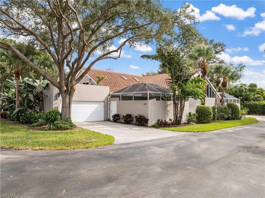 4112 Covey Run 2a, Naples, FL 34109-26
