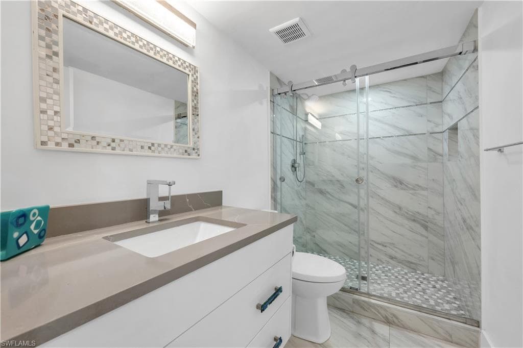 3000 Gulf Shore Blvd N 113, Naples, FL 34103-16