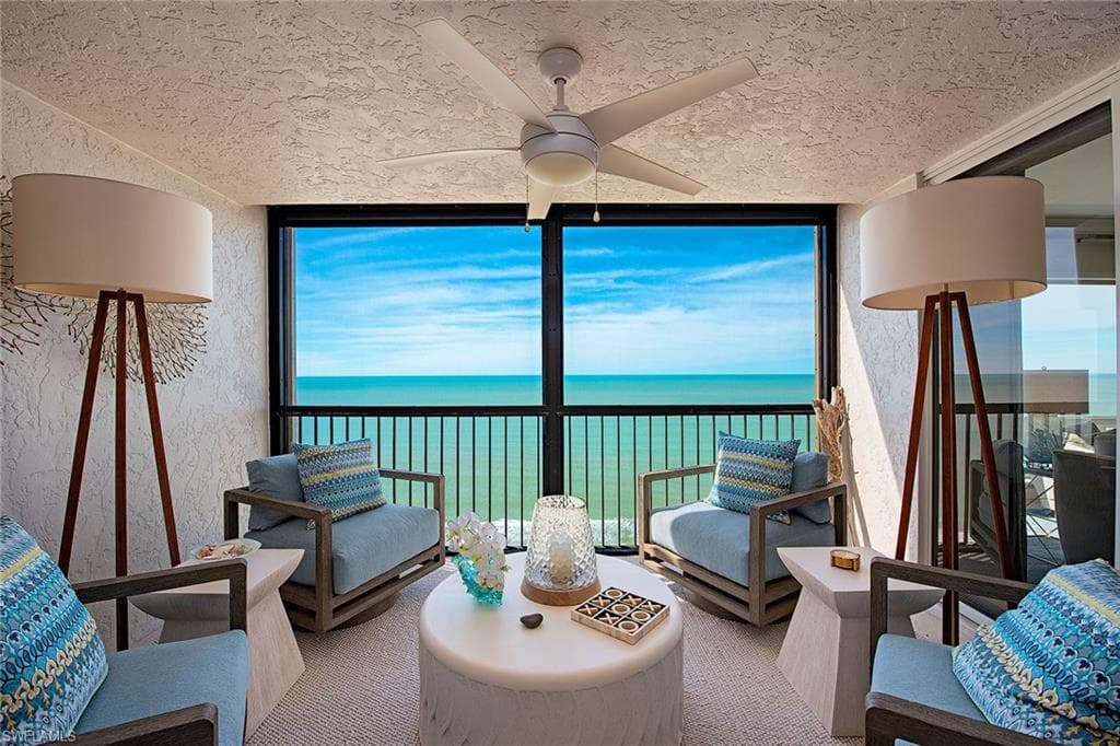 8473 Bay Colony Dr 2002, Naples, FL 34108-2