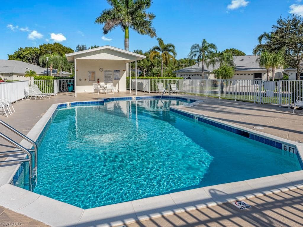 6284 Shadowood Cir 1602, Naples, FL 34112-27