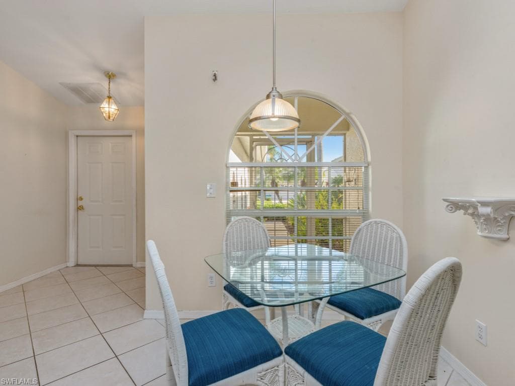6284 Shadowood Cir 1602, Naples, FL 34112-3