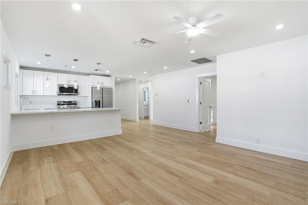 814 101st Ave N, Naples, FL 34108-11