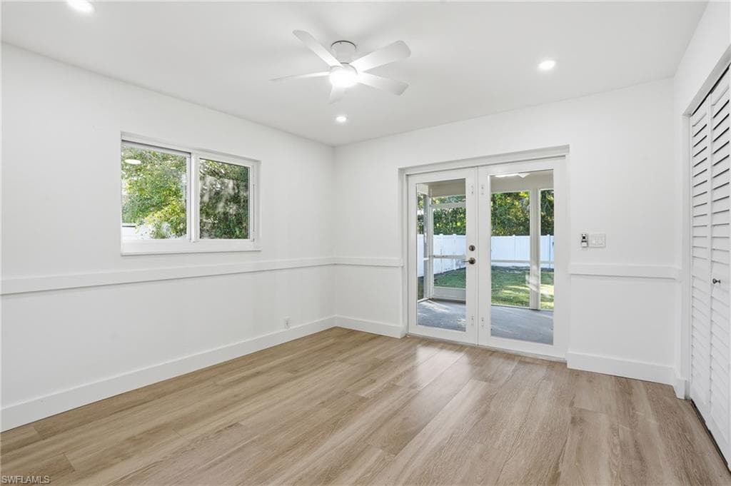 814 101st Ave N, Naples, FL 34108-20