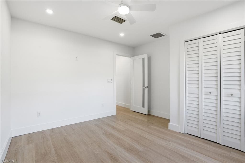 814 101st Ave N, Naples, FL 34108-28