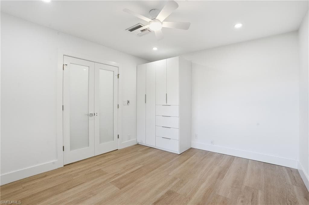 814 101st Ave N, Naples, FL 34108-31