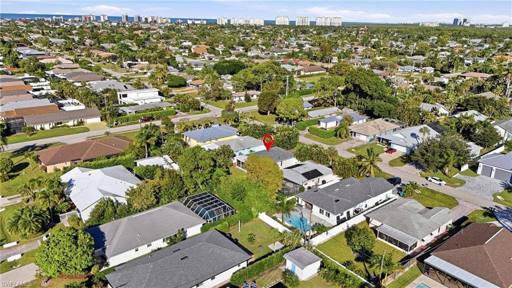 814 101st Ave N, Naples, FL 34108-44