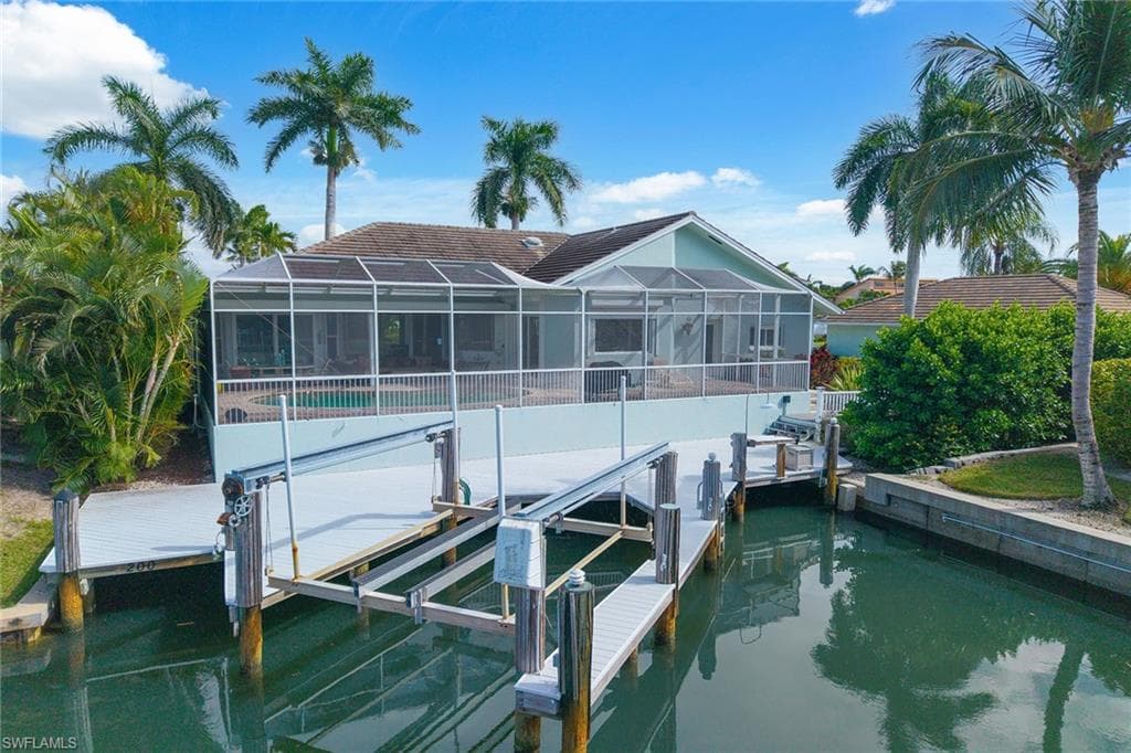 200 Barfield Dr, Marco Island, FL 34145-38