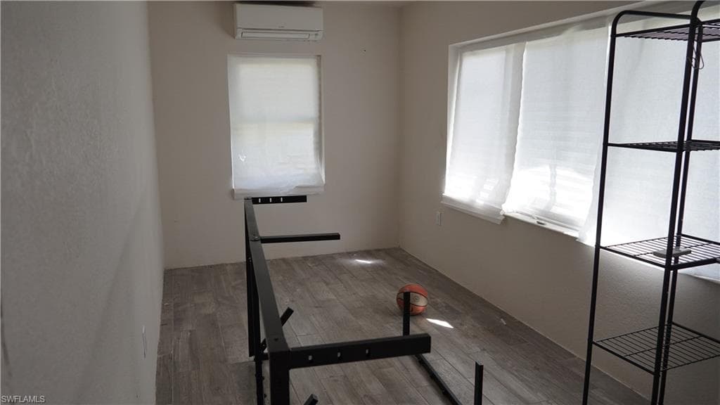 123 Standish Cir, North Fort Myers, FL 33903-12