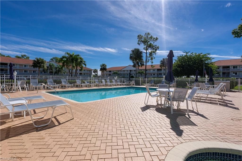 5950 Amherst Dr A104, Naples, FL 34112-22