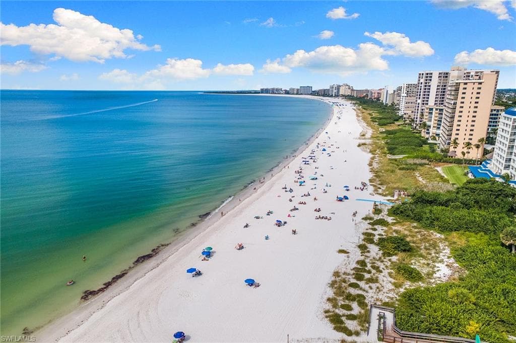 940 Cape Marco Dr 2006, Marco Island, FL 34145-8