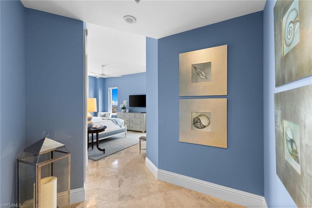 940 Cape Marco Dr 2006, Marco Island, FL 34145-39