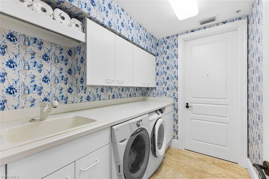 940 Cape Marco Dr 2006, Marco Island, FL 34145-49