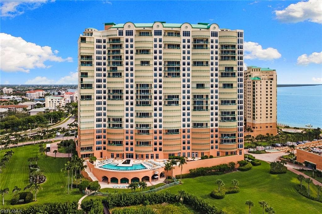 940 Cape Marco Dr 2006, Marco Island, FL 34145-6