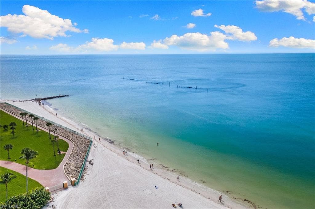 940 Cape Marco Dr 2006, Marco Island, FL 34145-7