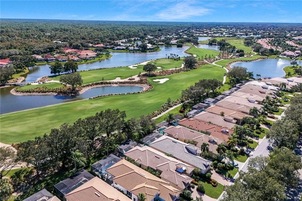 910 Villa Florenza Dr, Naples, FL 34119-26