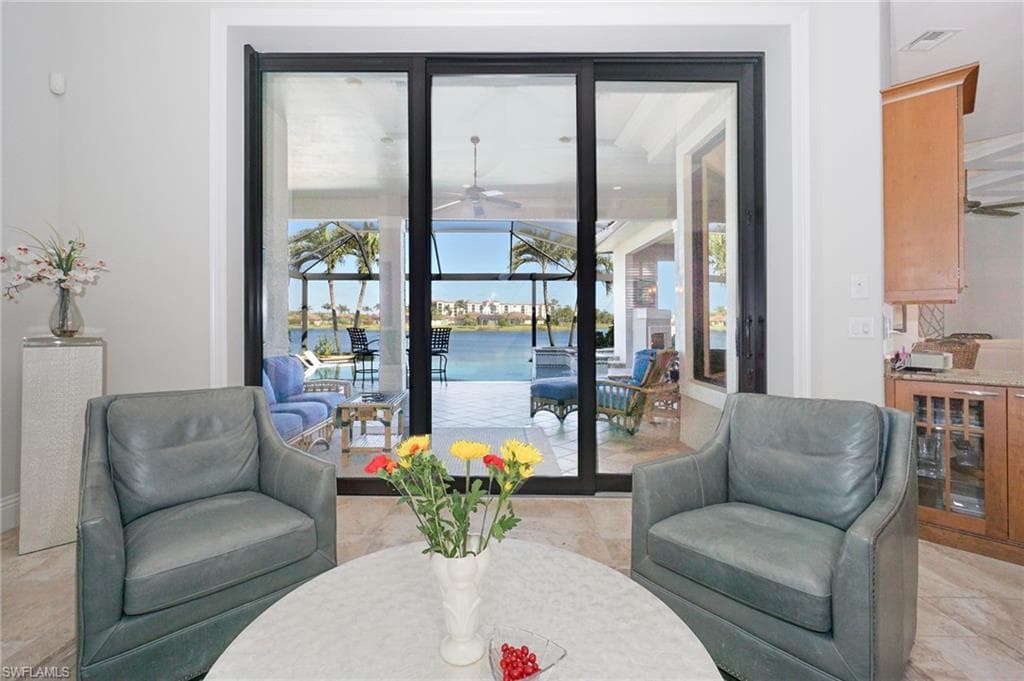 7316 Hagen Way, Naples, FL 34113-7