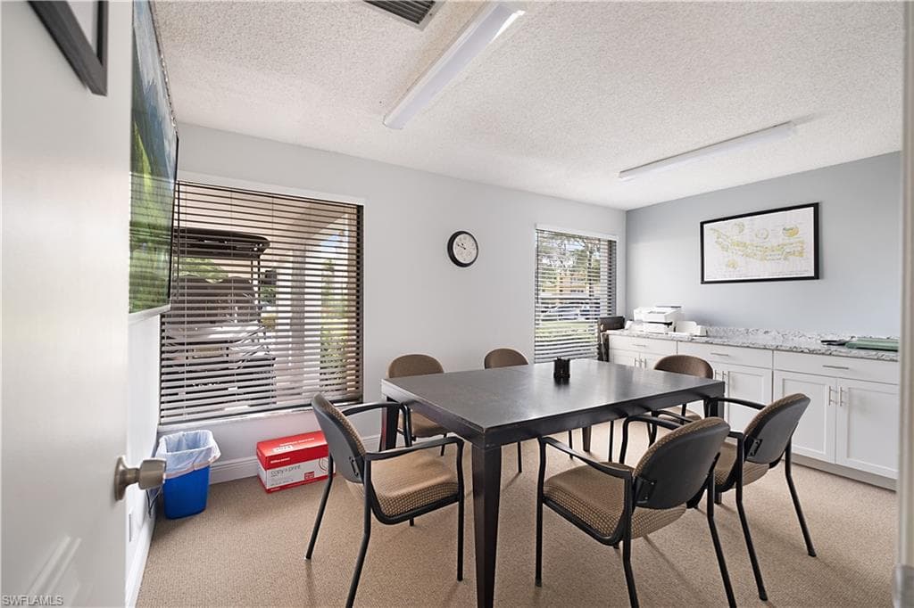 1086 Forest Lakes Dr 9305, Naples, FL 34105-16