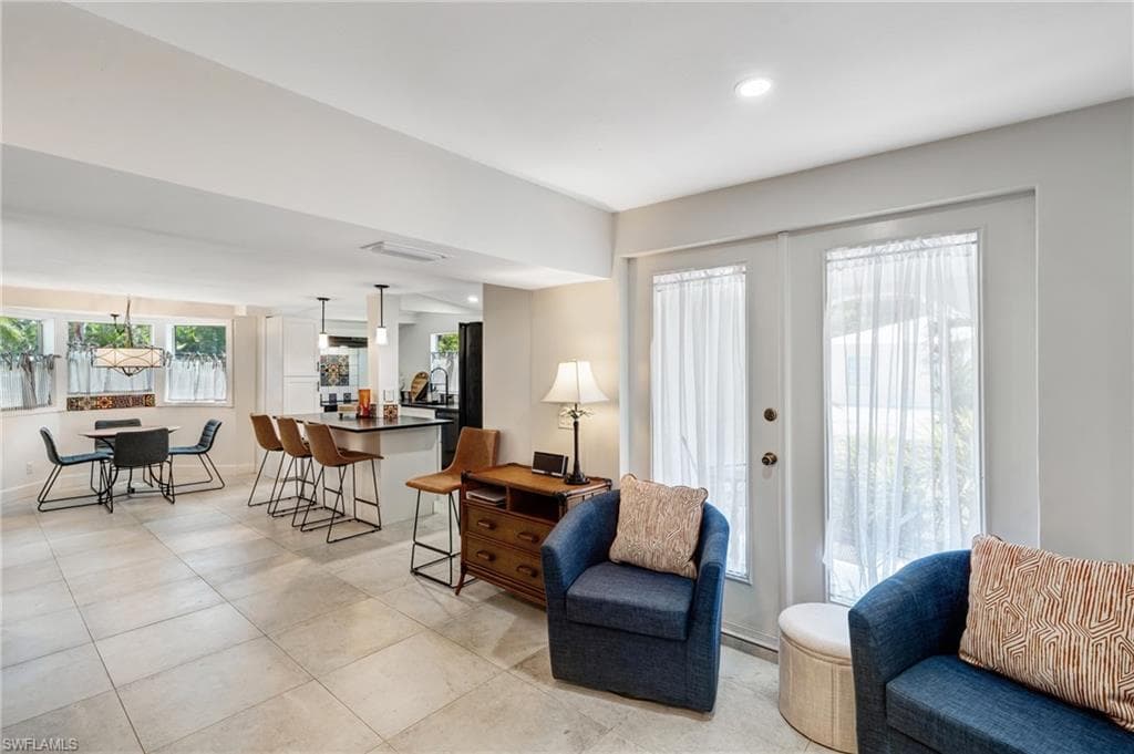 2656 Shriver Dr, Fort Myers, FL 33901-10