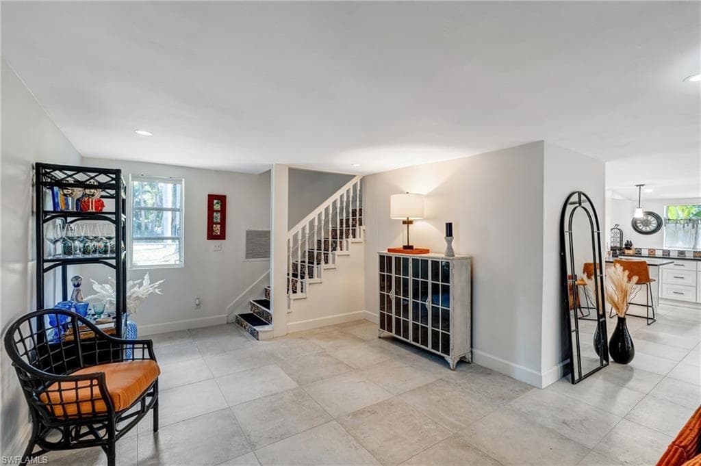 2656 Shriver Dr, Fort Myers, FL 33901-18