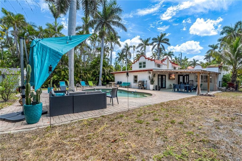 2656 Shriver Dr, Fort Myers, FL 33901-29