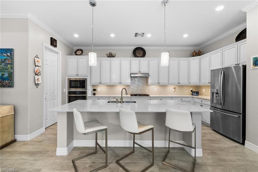 1819 Mustique St, Naples, FL 34120-9