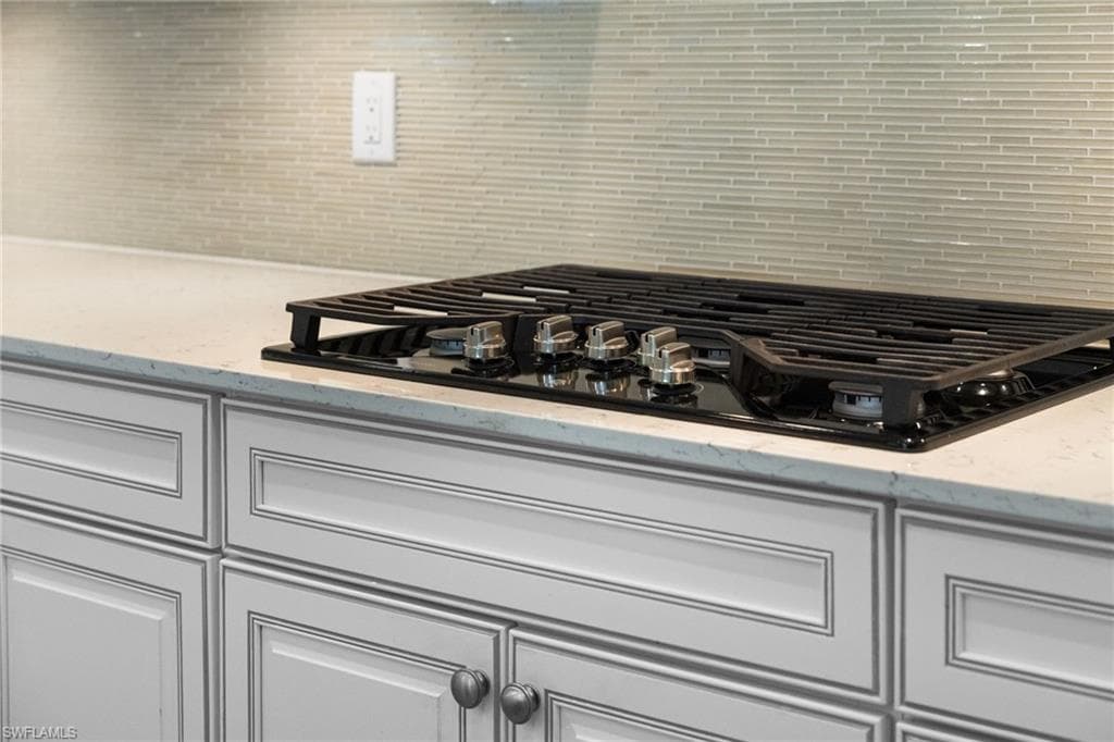 1819 Mustique St, Naples, FL 34120-11