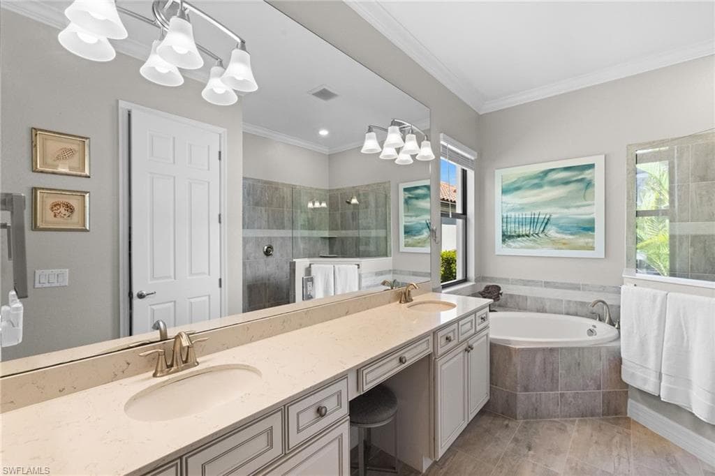 1819 Mustique St, Naples, FL 34120-22