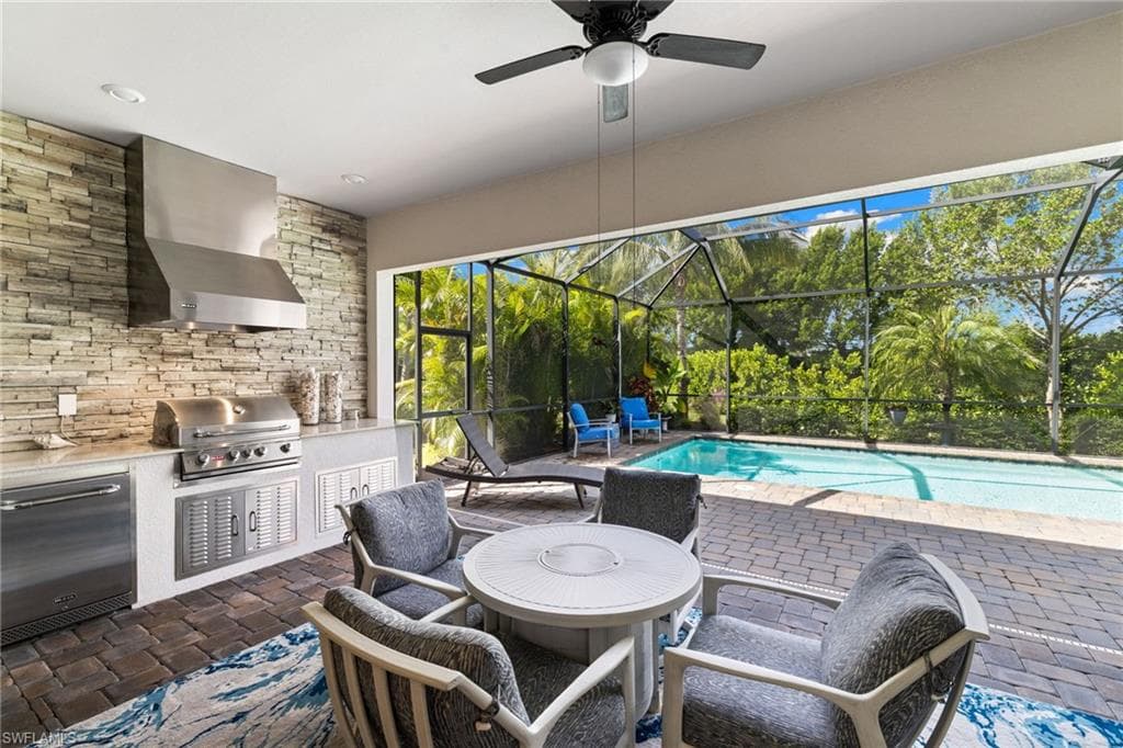 1819 Mustique St, Naples, FL 34120-28