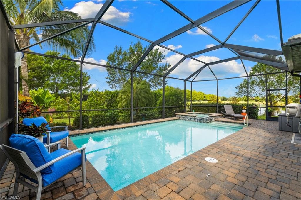 1819 Mustique St, Naples, FL 34120-29