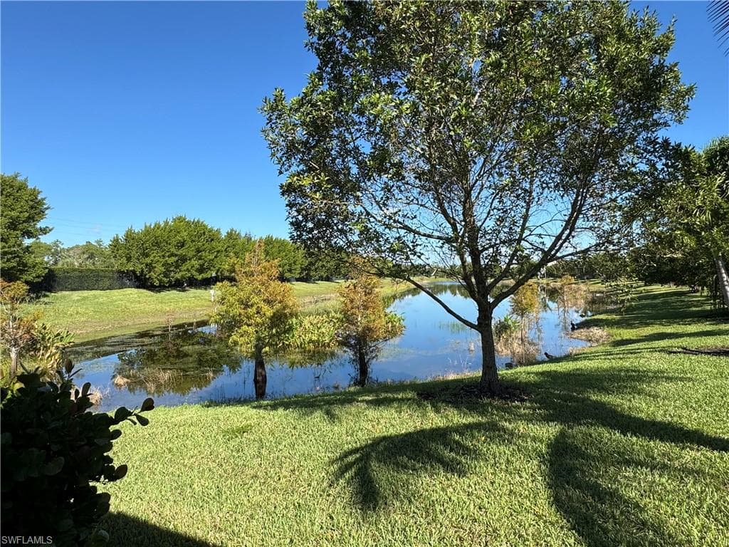 1819 Mustique St, Naples, FL 34120-33