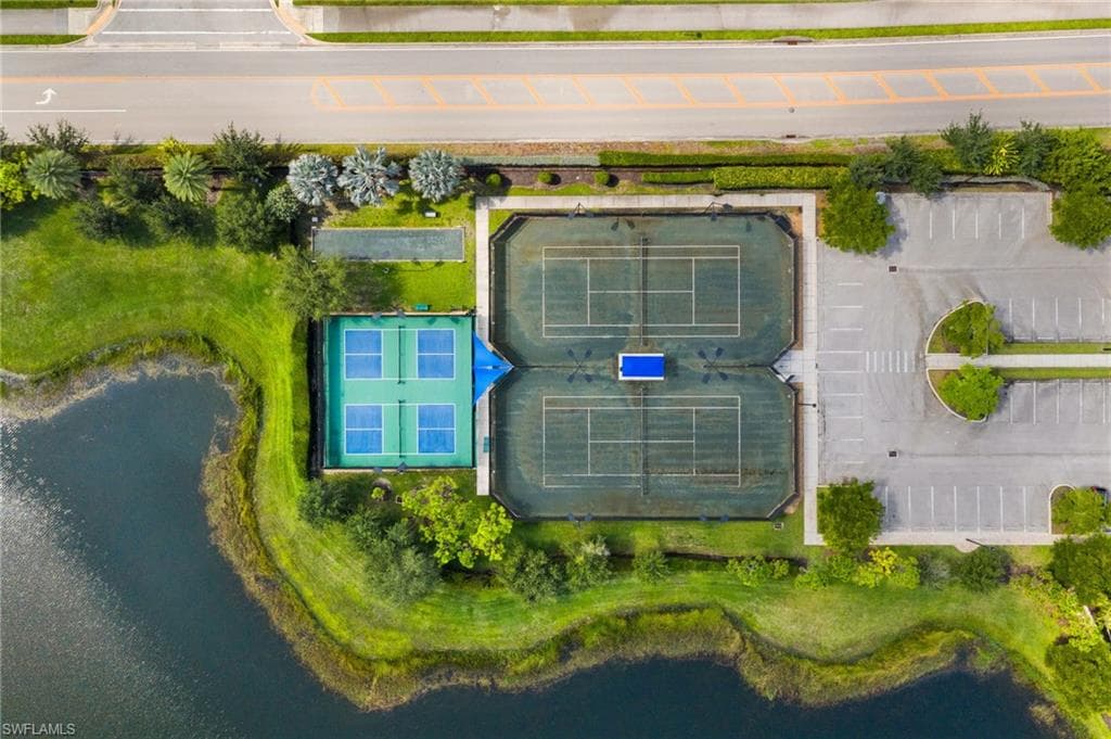 1819 Mustique St, Naples, FL 34120-44