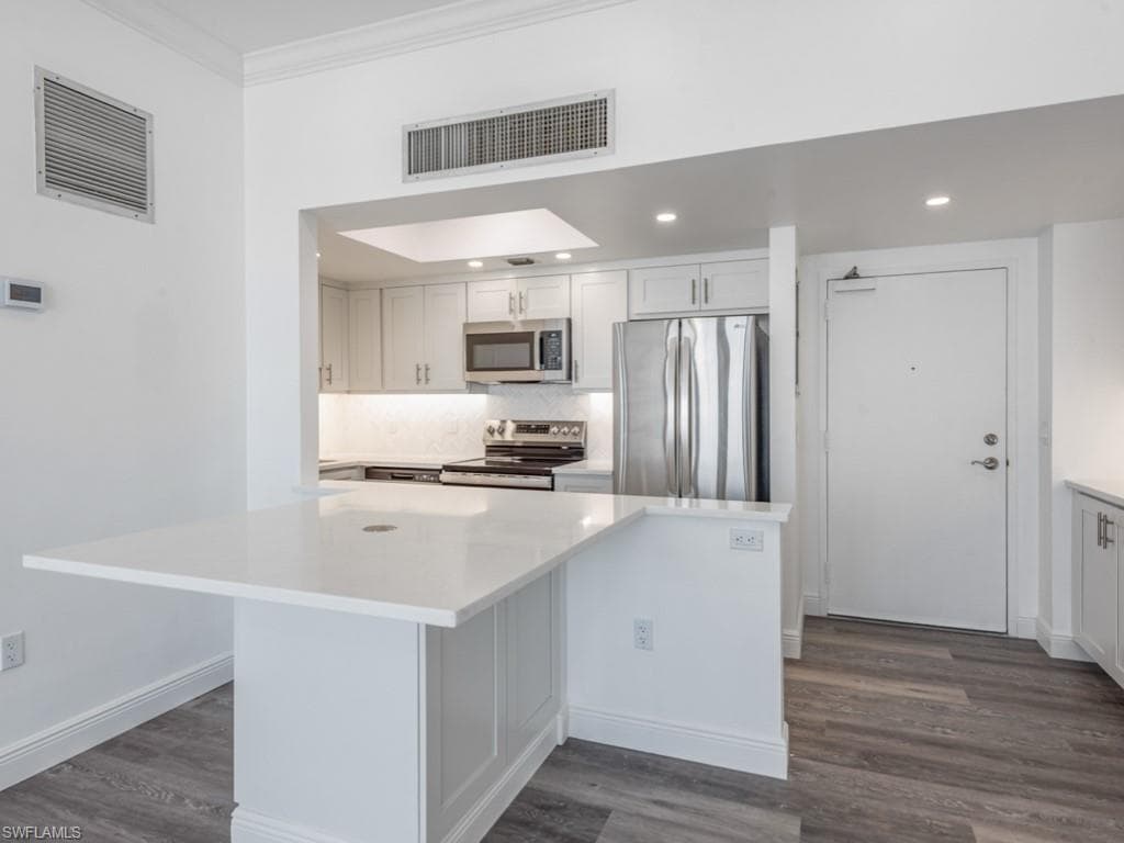 180 Seaview Ct 1209, Marco Island, FL 34145-13