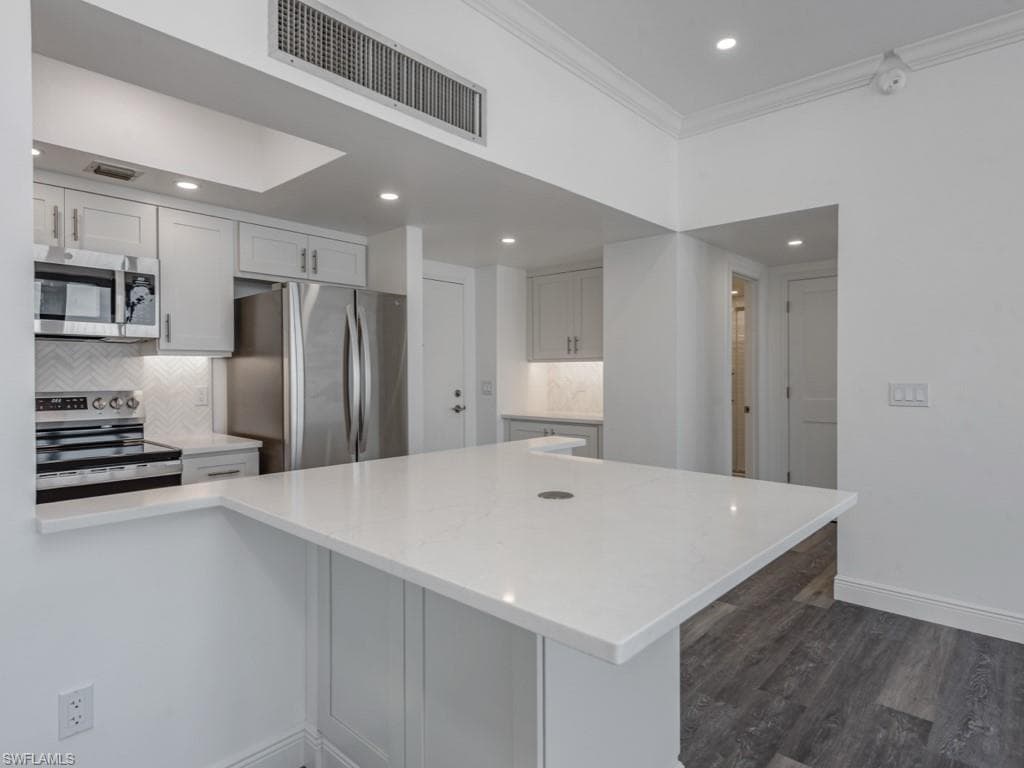 180 Seaview Ct 1209, Marco Island, FL 34145-14