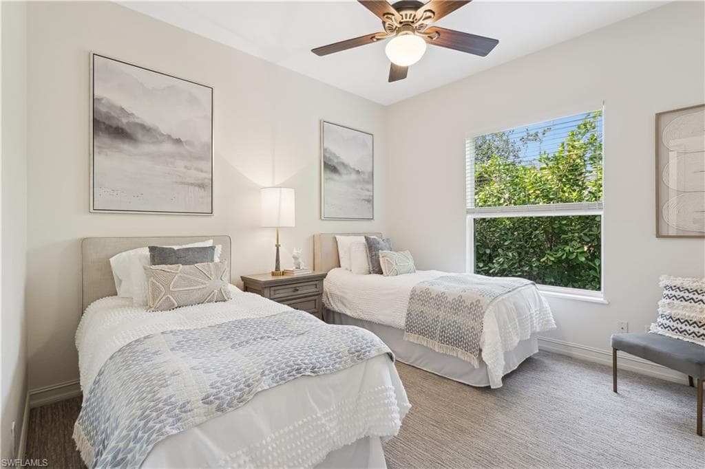 677 5th Ave N, Naples, FL 34102-25