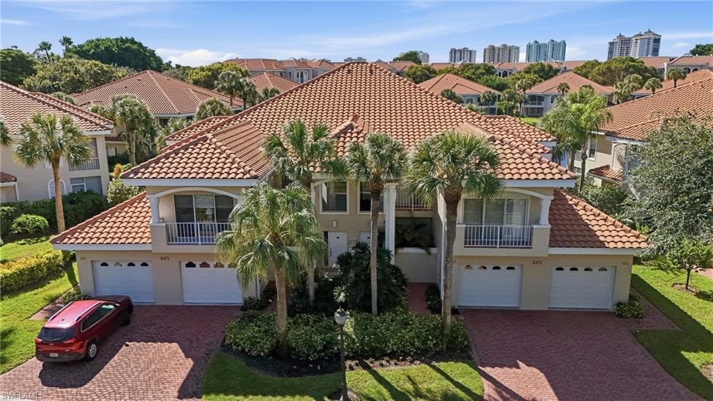 8471 Abbington Cir 1112, Naples, FL 34108-1
