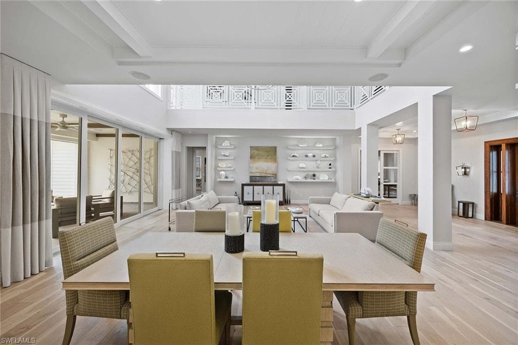 730 9th Ave S, Naples, FL 34102-22