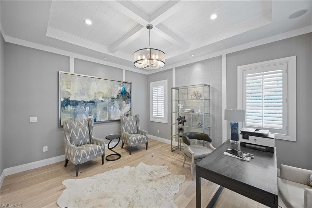 730 9th Ave S, Naples, FL 34102-27