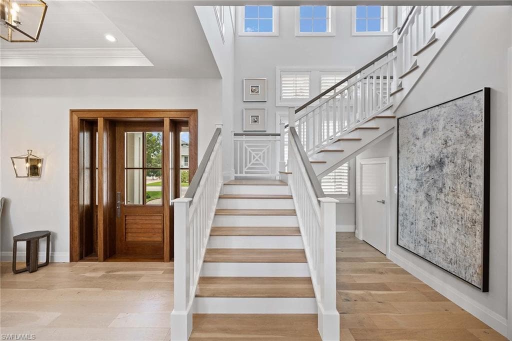 730 9th Ave S, Naples, FL 34102-39