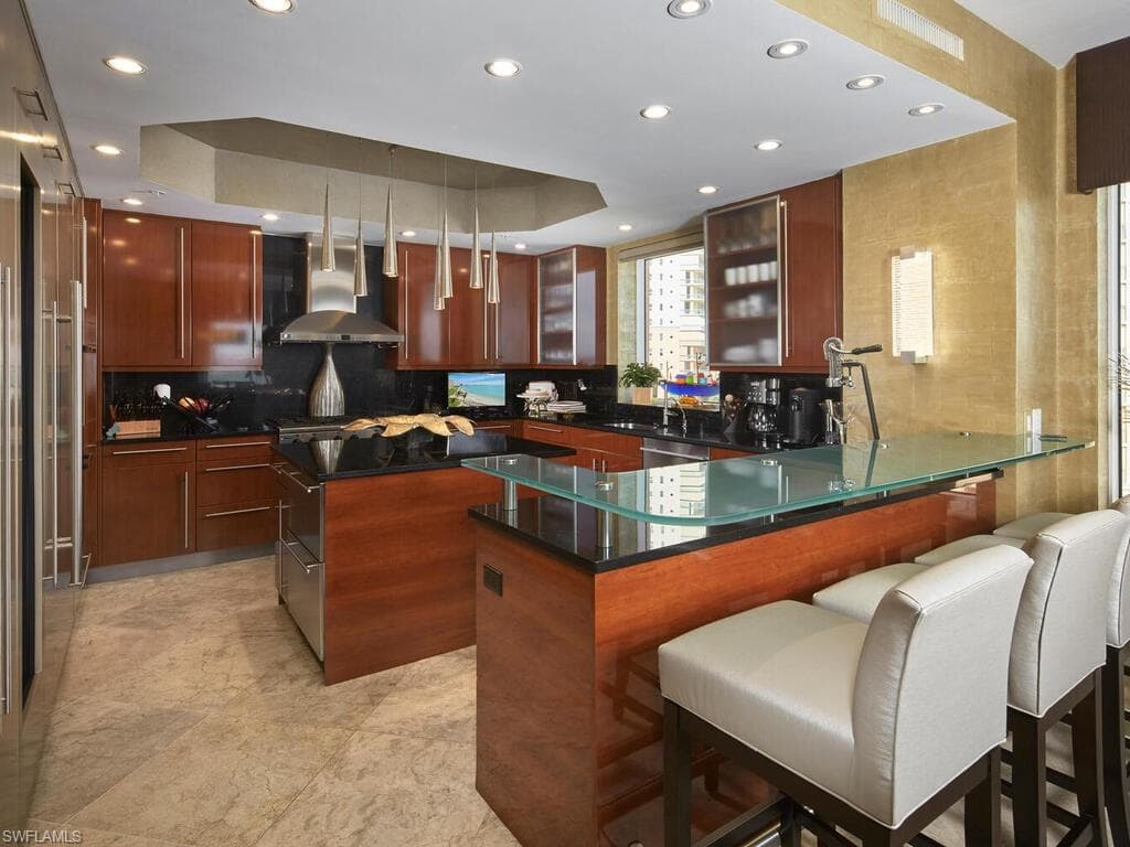 970 Cape Marco Dr 501, Marco Island, FL 34145-10