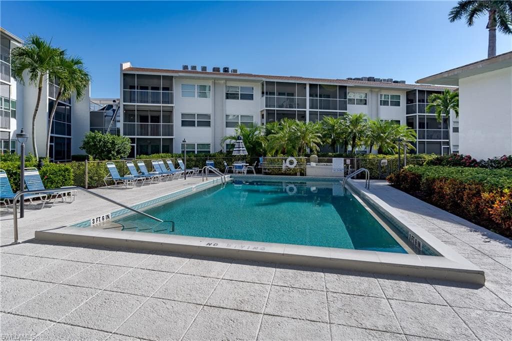 261 Collier Blvd 203, Marco Island, FL 34145-25